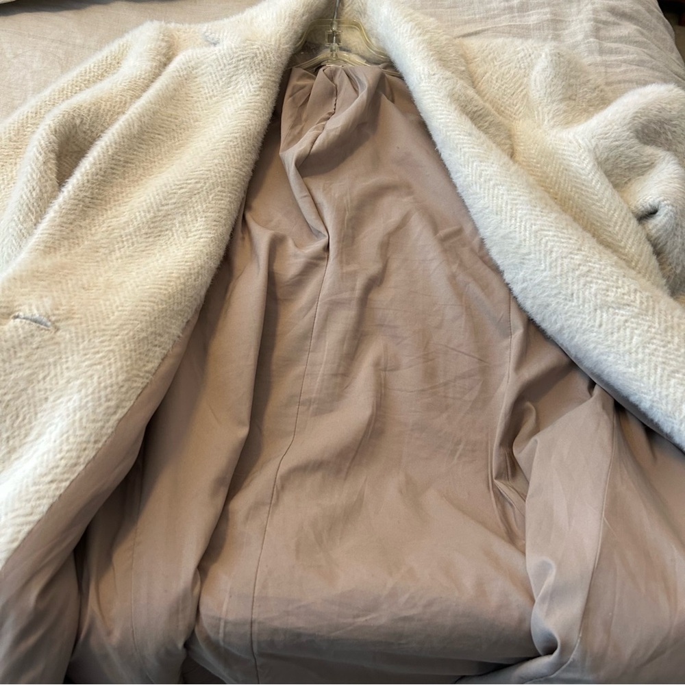 LOFT Cream Herringbone Faux Fur Midi one button coat size XS - Picture 10 of 10
